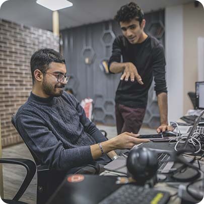 Hire senior javascript developers for transportation