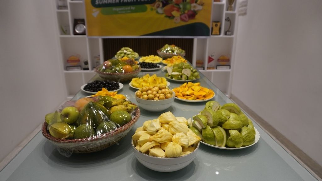 Honeymoon Fruits of Summer Fruit Fest