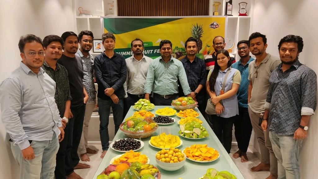 Sales and Digital Marketing Team of Riseup Labs at Summer Fruit Fest