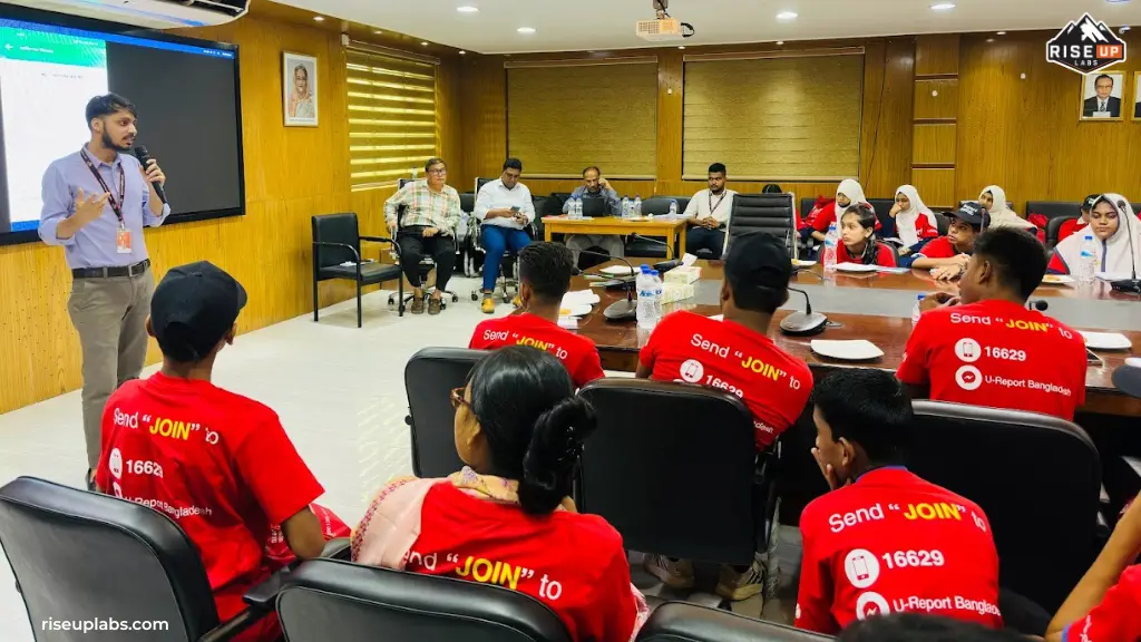 Riseup Labs U-Report Bangladesh App Product Manager Briefing about the App to the UAT Participants