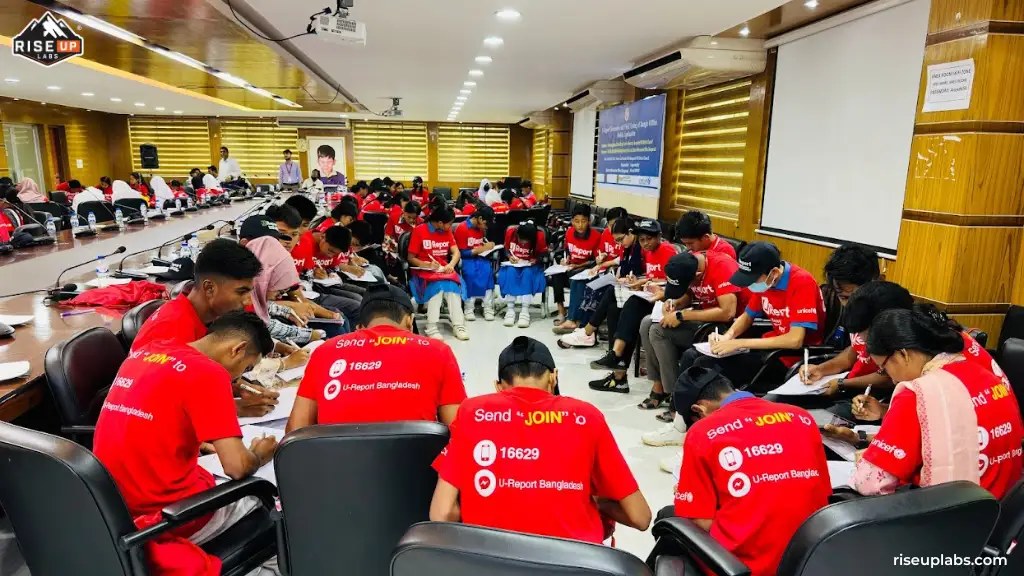 U-Reporters are Participating in the U-Report Bangladesh App UAT