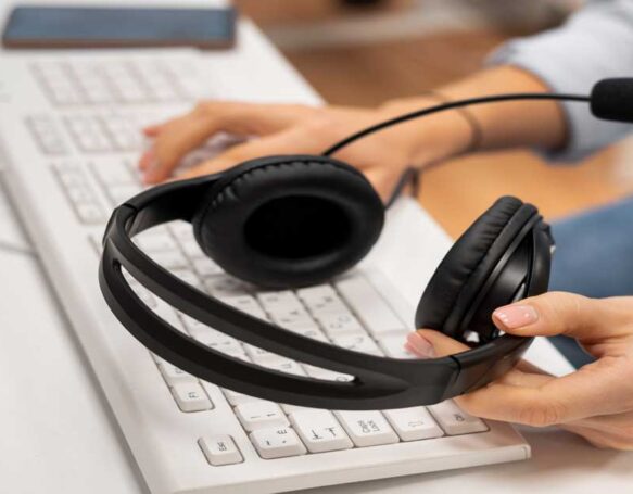 How To Become a Freelance VA