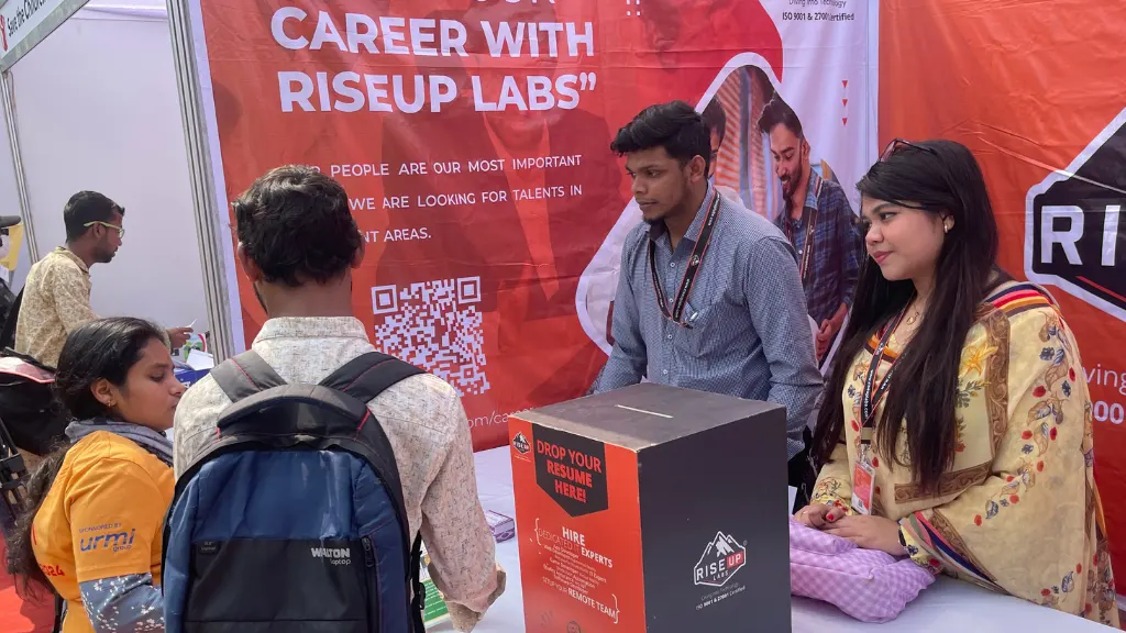 Image of Job Candidates Visiting Riseup Labs' Career Booth at BBDN Job Fair